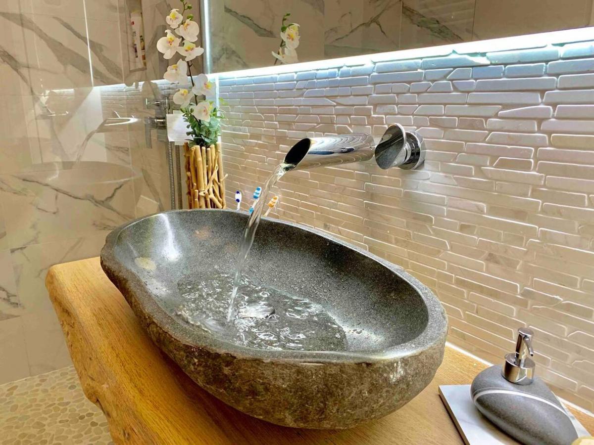 Jacuzzi Oasis Brüssel