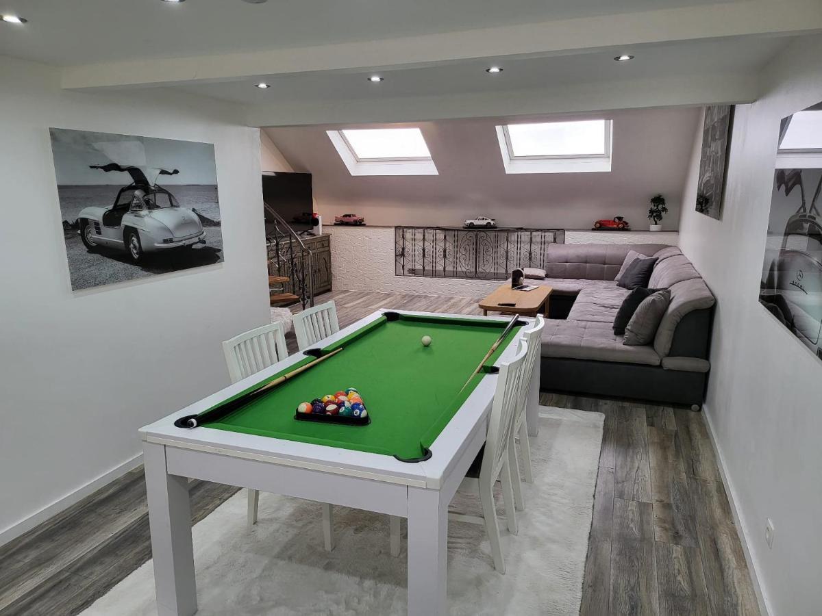 Duplex Elegant Situe A 1min De La Gare Du Nord * Brussels