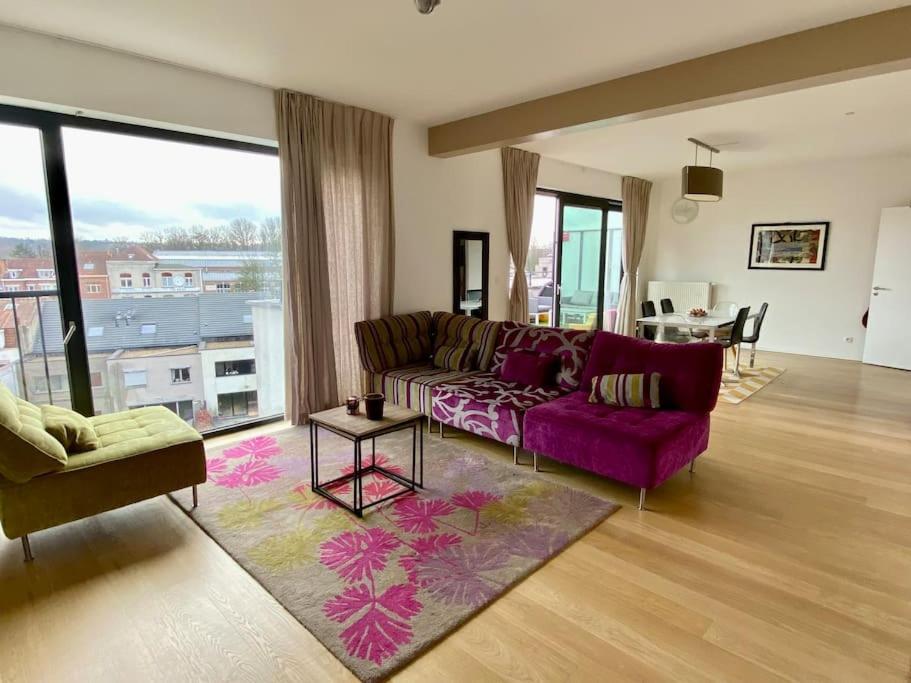 Apartment Rooftop With View