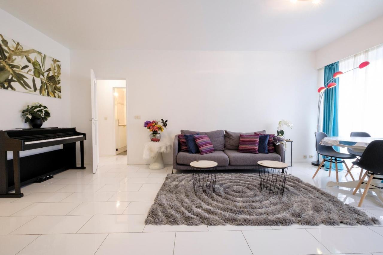 2 Bedrooms Wolewe-saint-lambert * Brussels