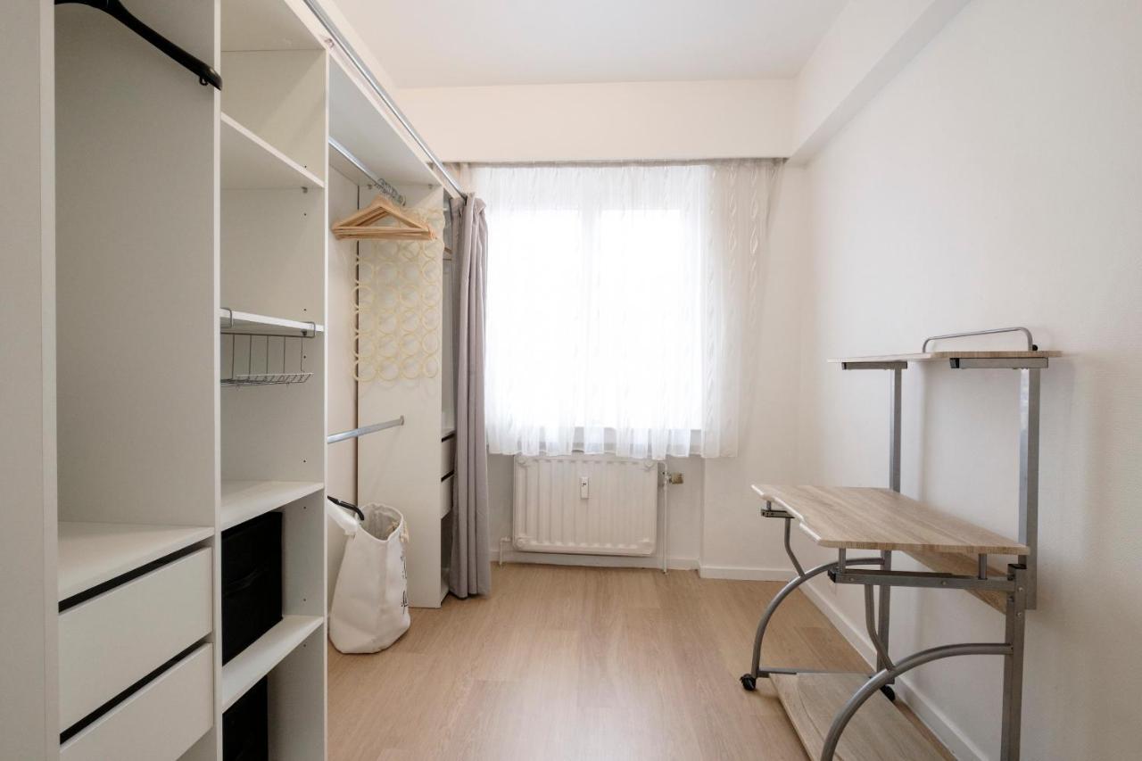 2 Bedrooms Wolewe-saint-lambert Apartment