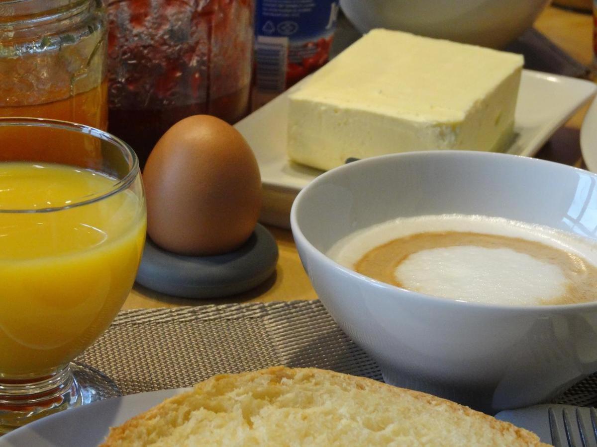 Welcome To My Place Bed & Breakfast Brussel