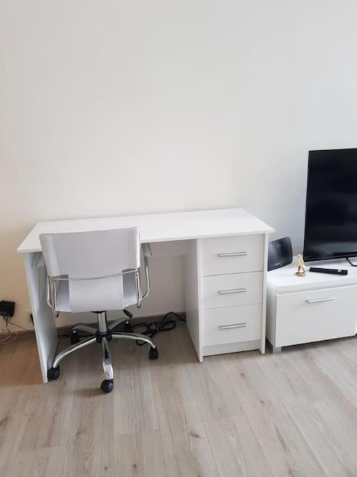 Studio Quartier Louise Calme * Brussels