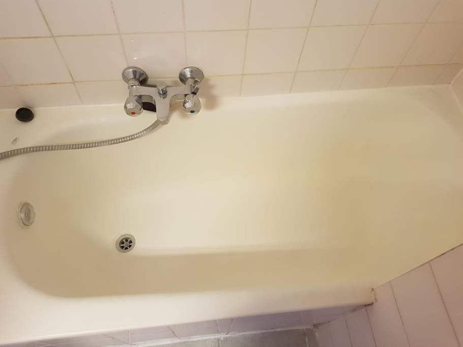 Apartment Studio Quartier Louise Calme *