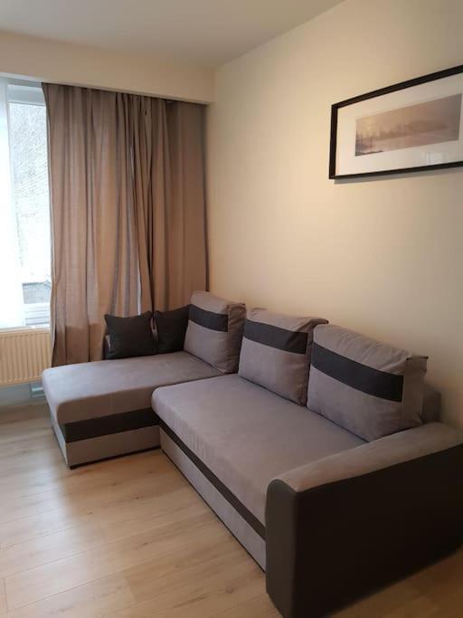 Studio Quartier Louise Calme Apartment Brussels