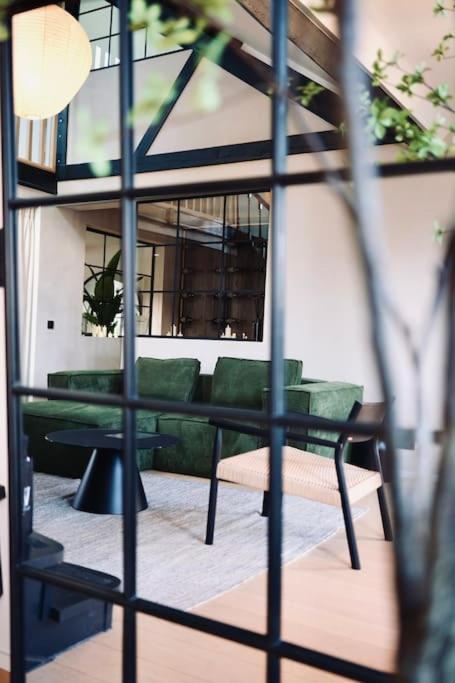 Luxury 200sqm / Hot Tub / Sauna *