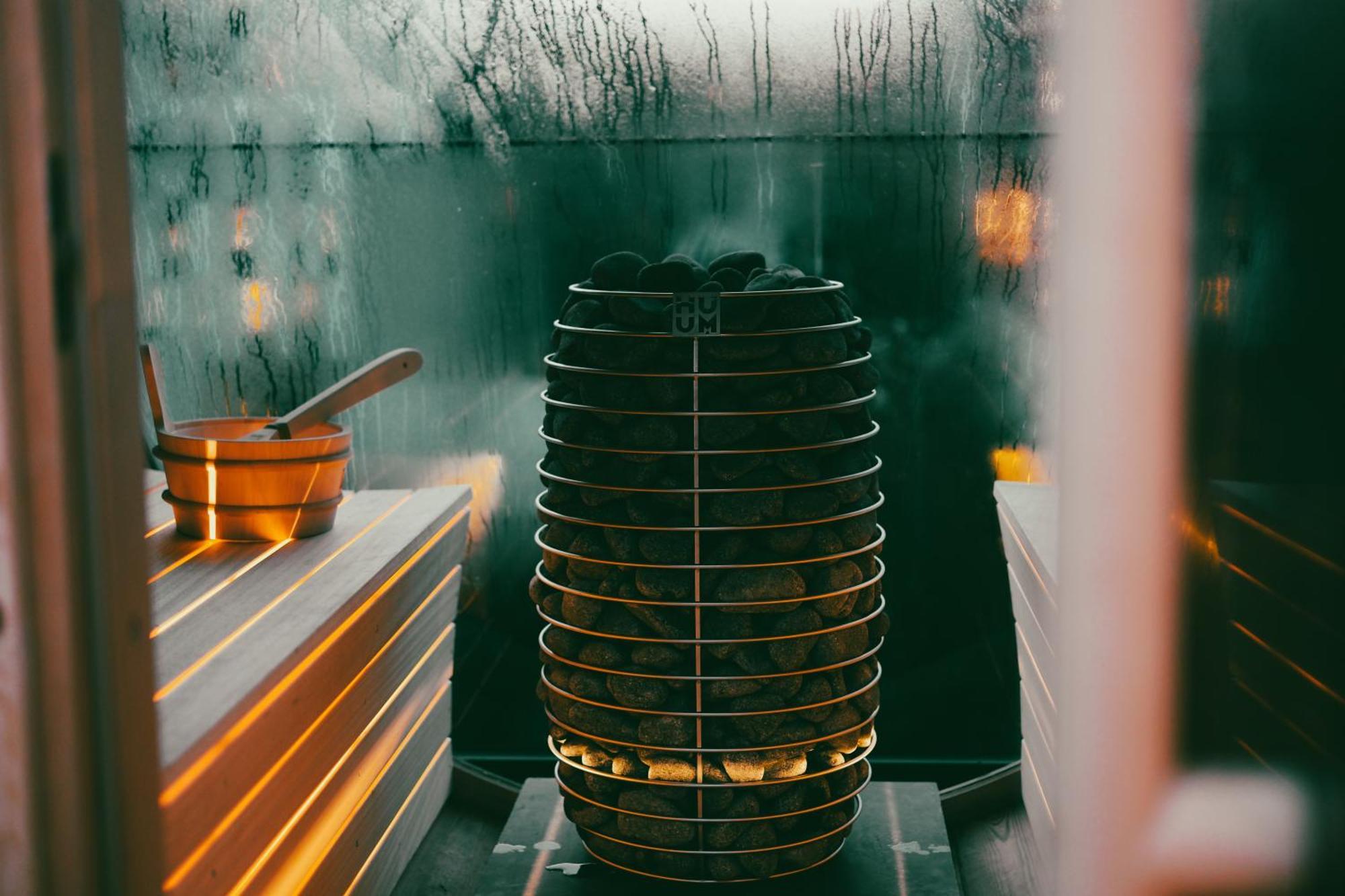 Luxury 200sqm / Hot Tub / Sauna * Brussels