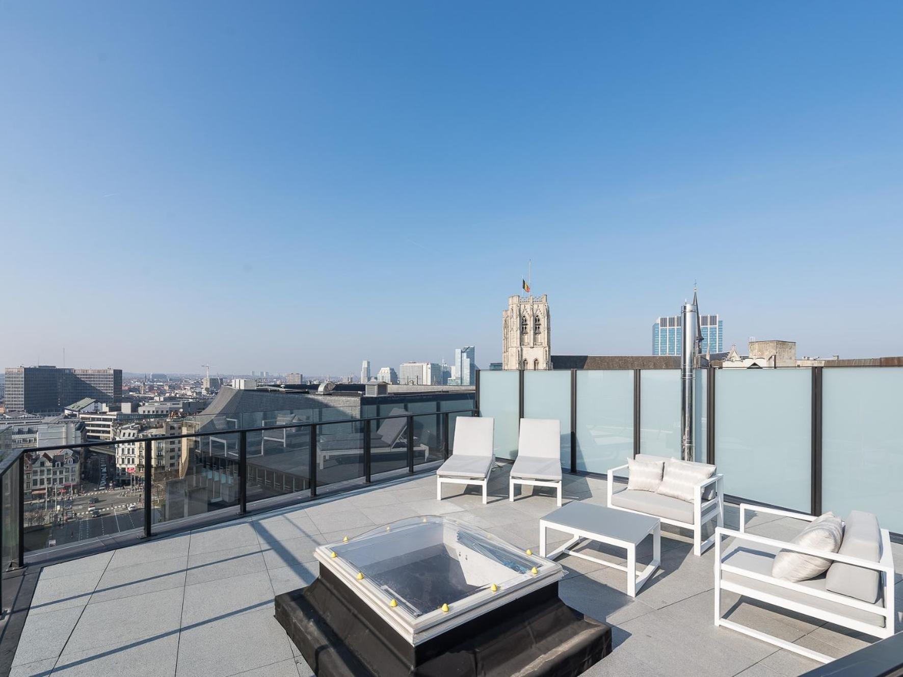 Triplex Penthouse In The Center Aparthotel Brussels