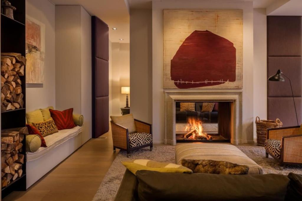 Villa 1000m2 With Indoor Pool Brussels