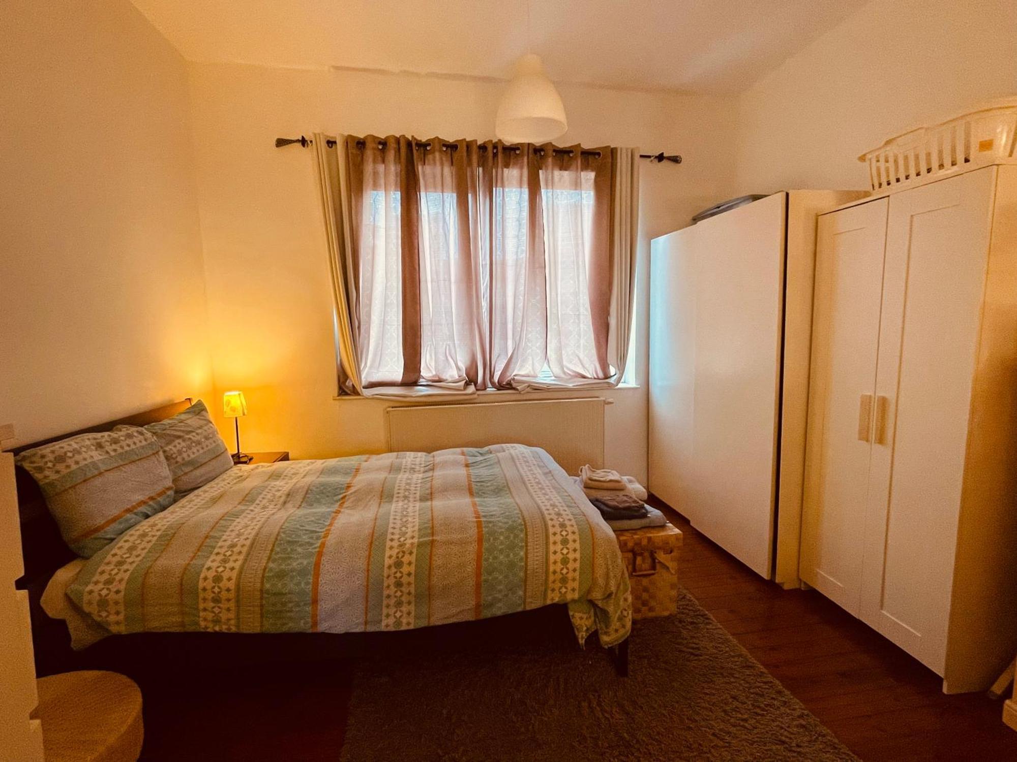 Quiet And Colorfull Flat In The Center Of *