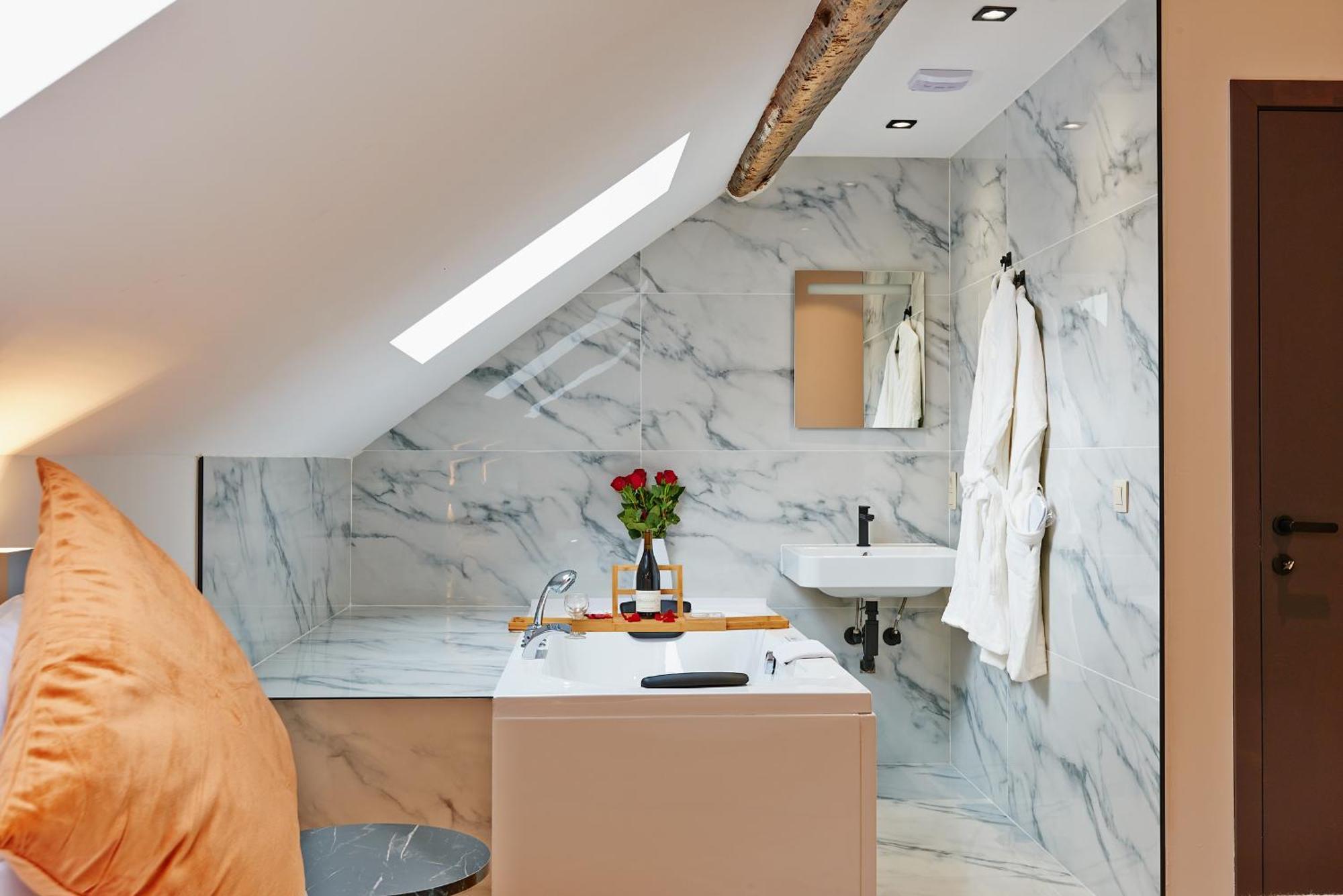 Hotel Les Ecrins Brussels