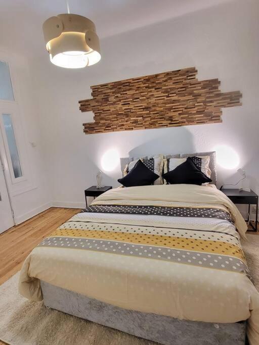 Style Haussmannien 1 Bedroom Brussels