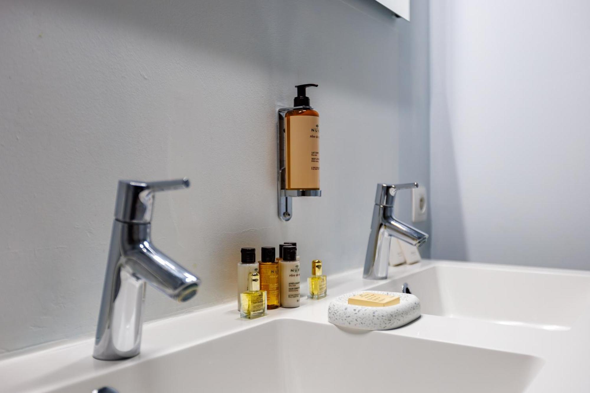 Sweett - Stassart Apartment