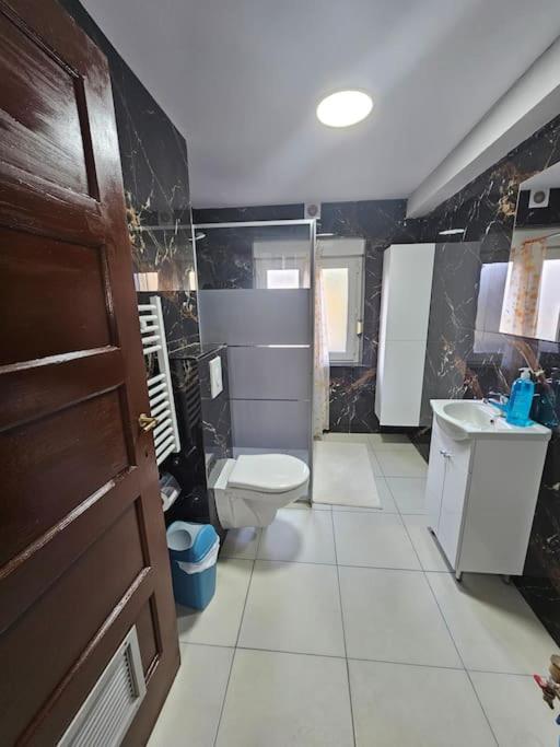 Espace Famille Evere Apartment *