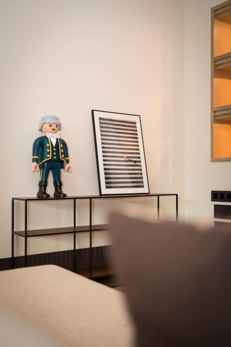 Luxury: 3br, Prime Location *