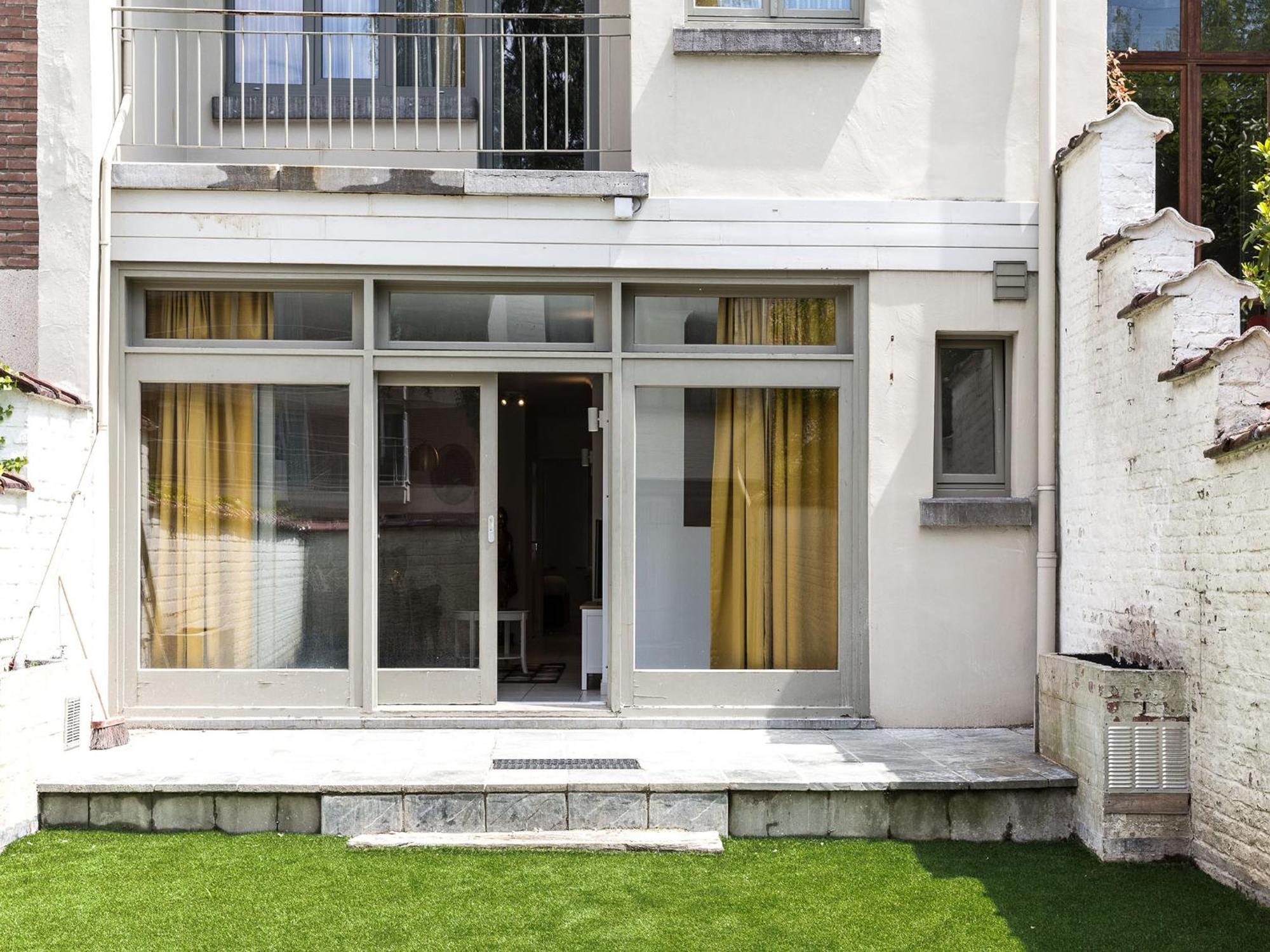 Degroux 82 - Self Check In By Homenhancement Brussels