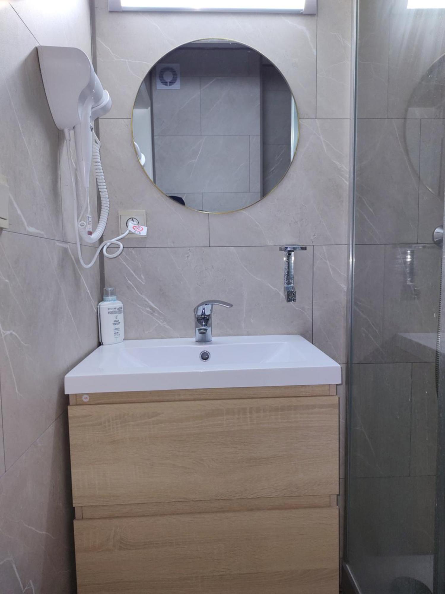 Evergreen Hotel 2*