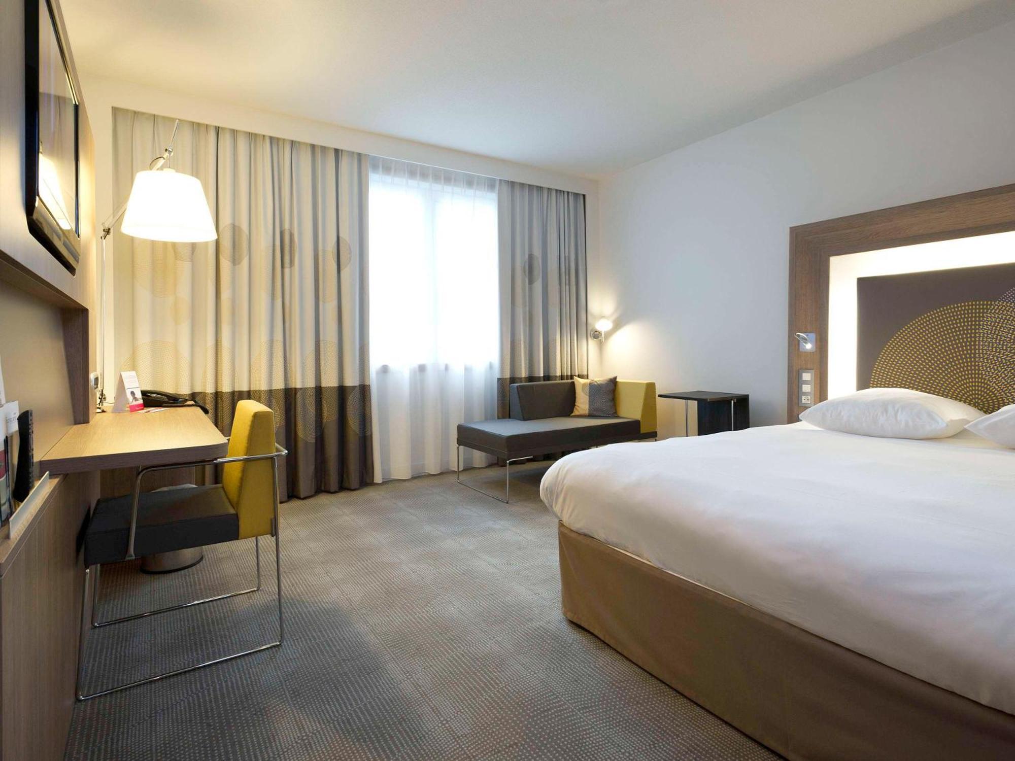 Novotel City Centre Hotel 4*