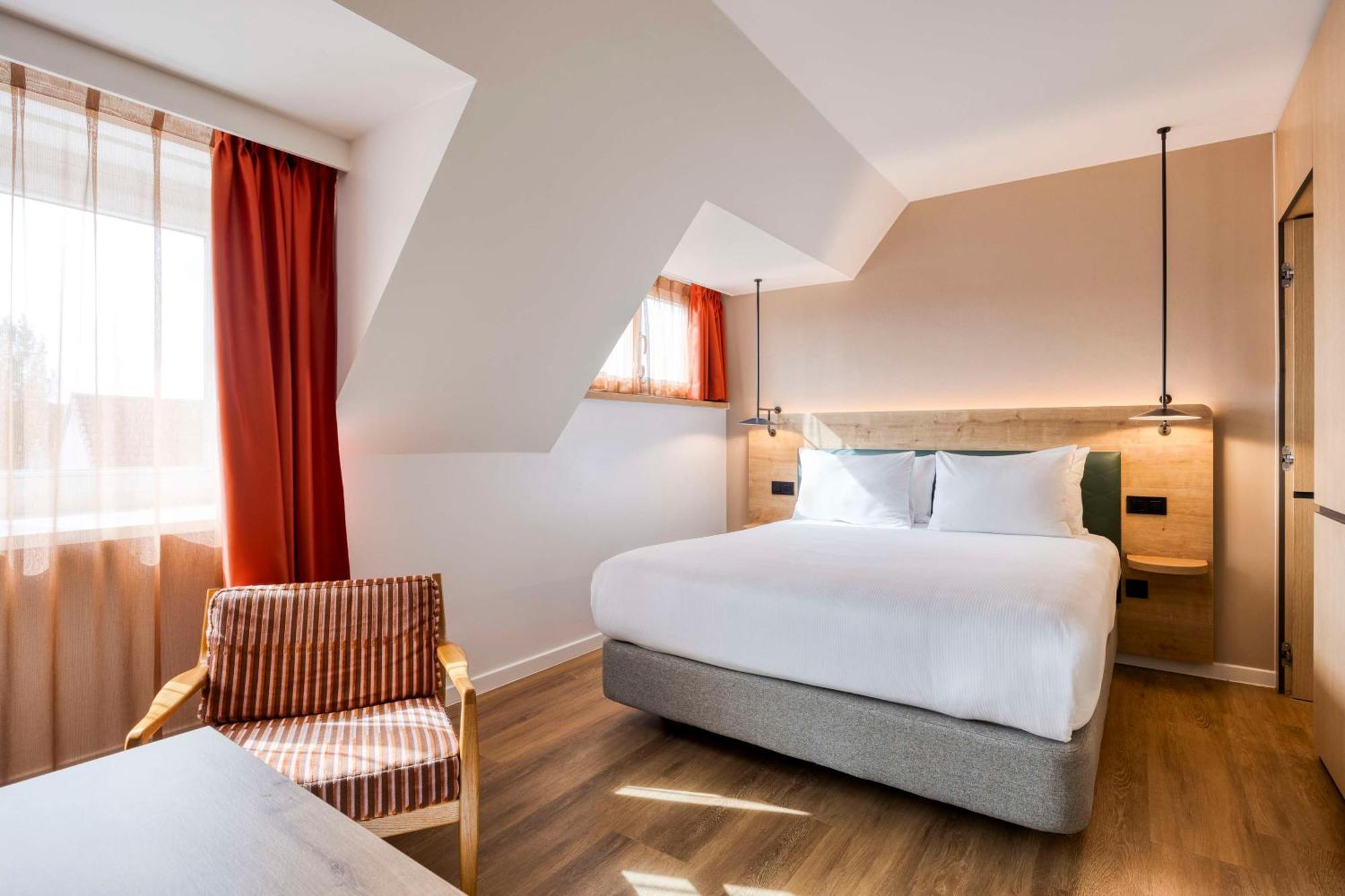 Hotel Hilton Garden City Centre 4*