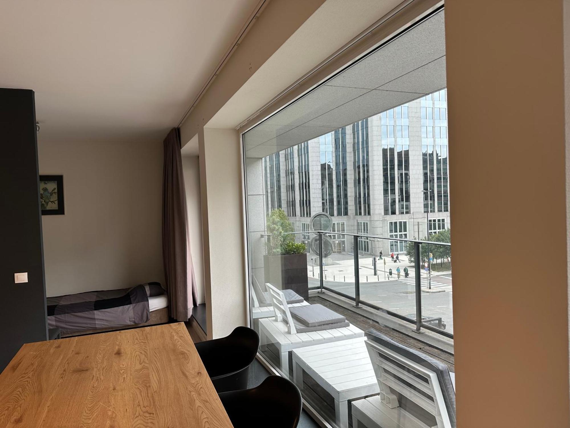 3 Bedroom In Center With Balcony View Căn hộ Brussels