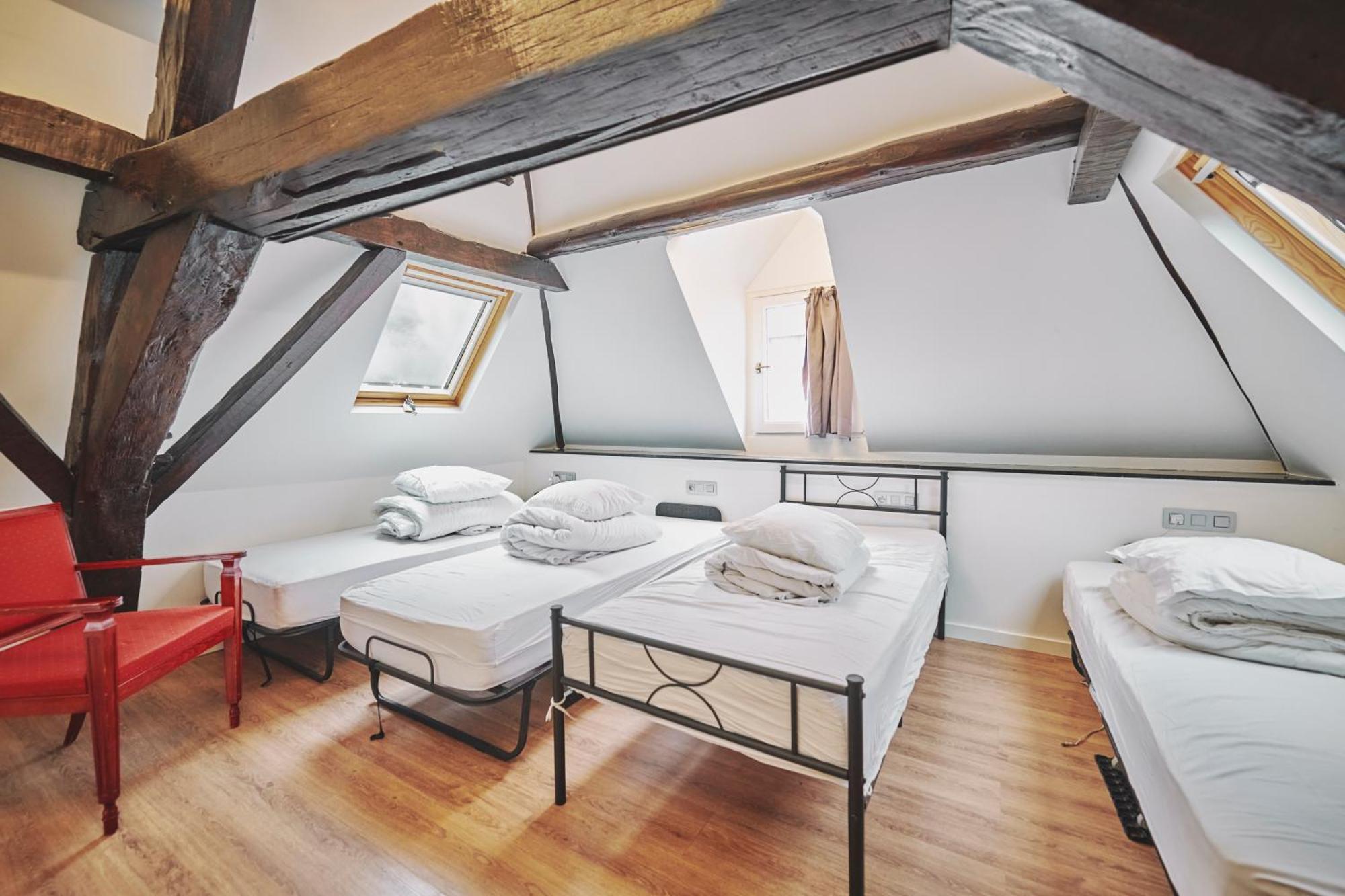 The Classic By 2go4 Grand Place Hostel