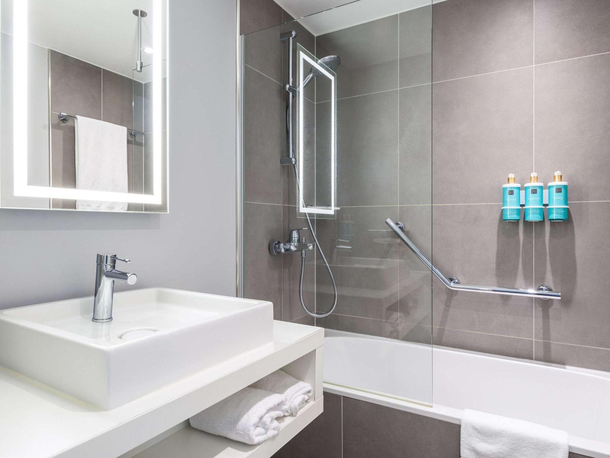 Novotel Off Grand Place 4* Brussels
