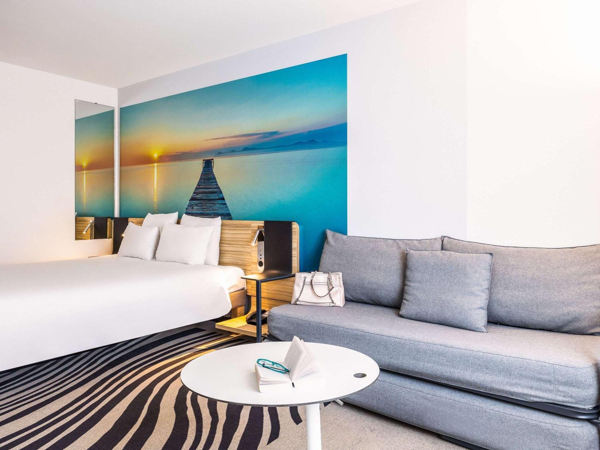 Novotel Off Grand Place Hotel