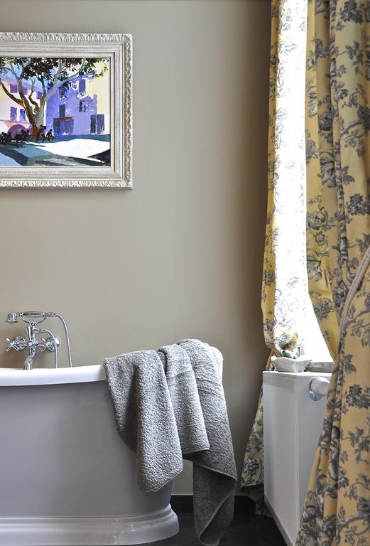 Bed & Breakfast Un Jardin En Saint-Gilles