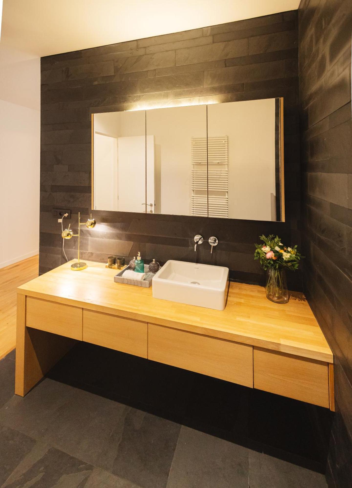 Appartement 600m² Luxe & Jardin, Coeur