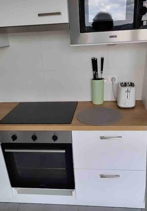 Apartment Luxury With Stunning View & Free Parking