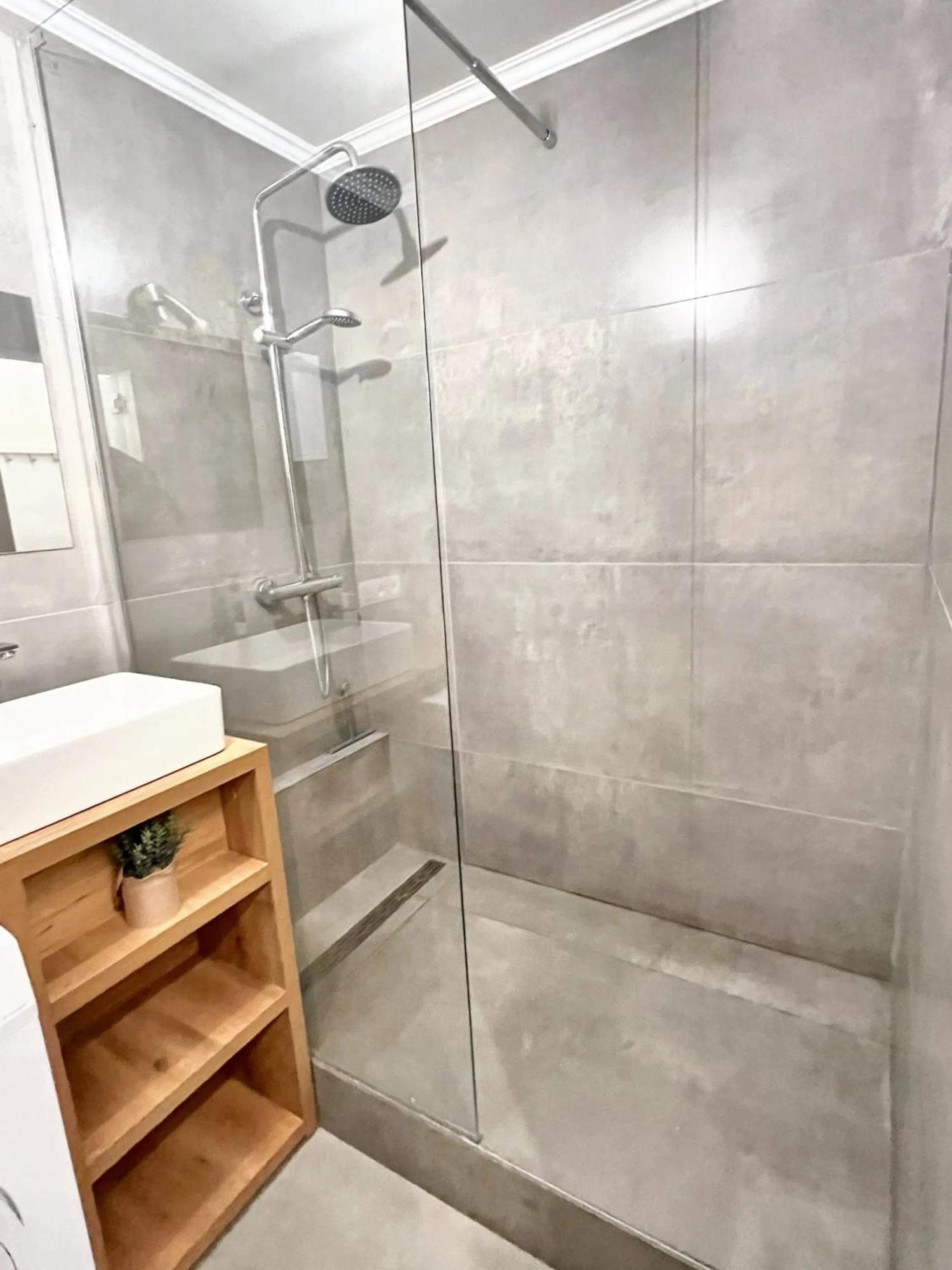 Apartment Comfortable Studio In Brussels 35M² Terrace With Bbq