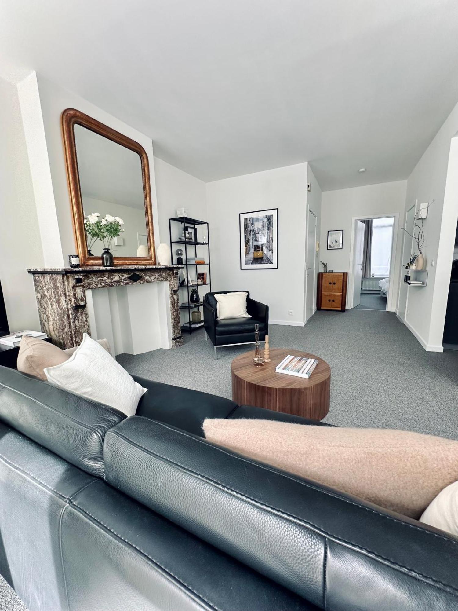 Apartamento Magnifique Au Coeur Du Sablon ! Bruxelas