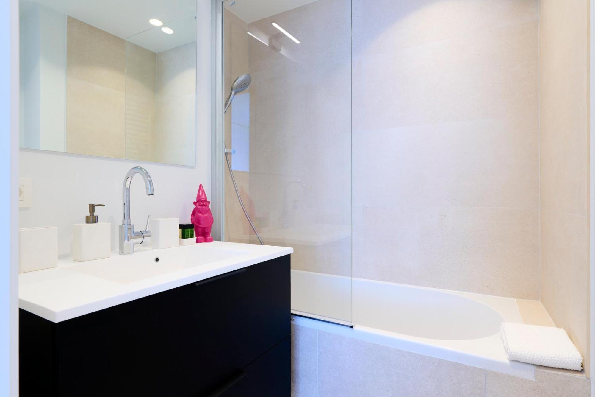 The Nations Bois De La Cambre Flats Apartment Brussels