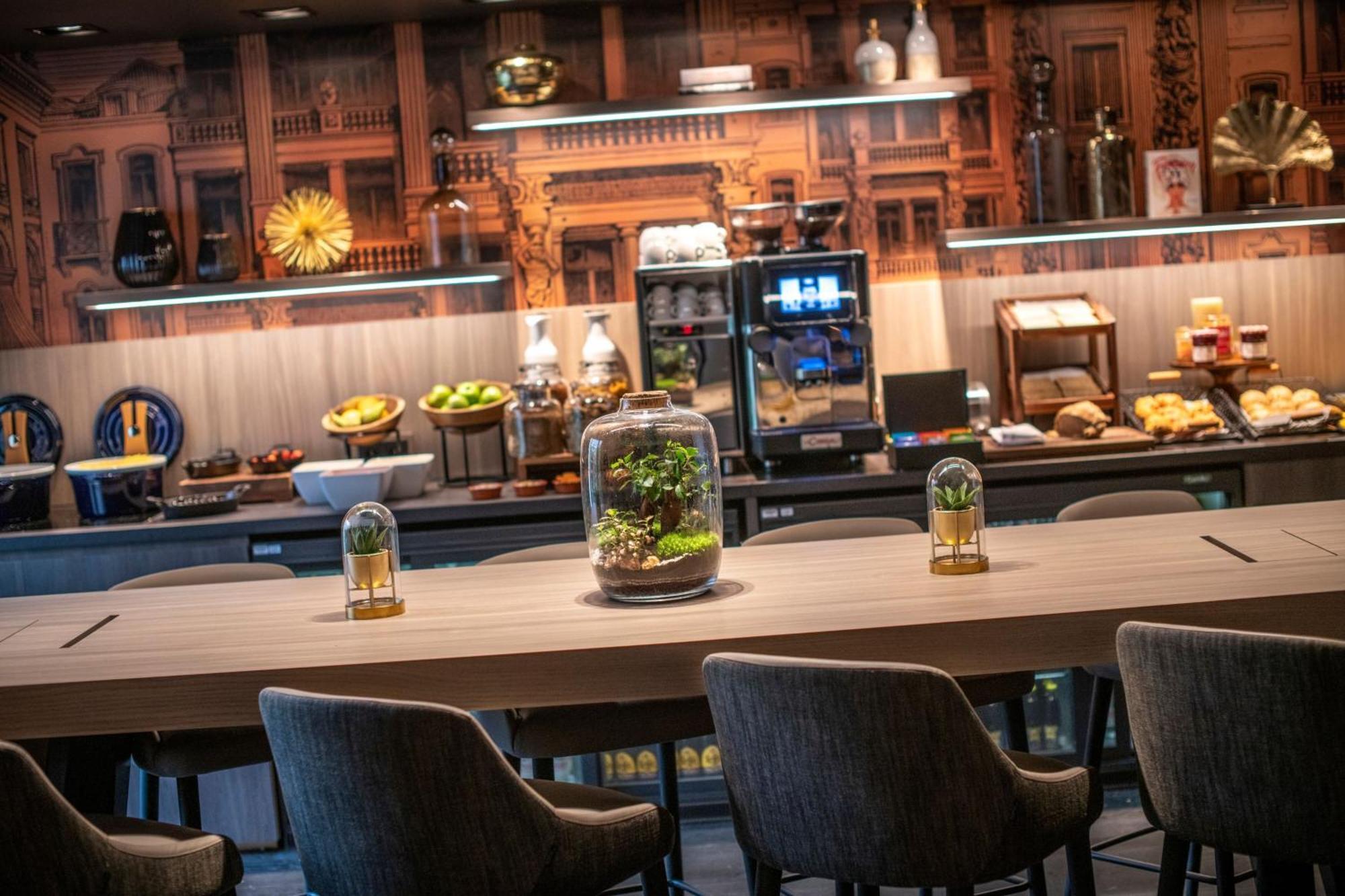 Hotel Marriott Executive 4*