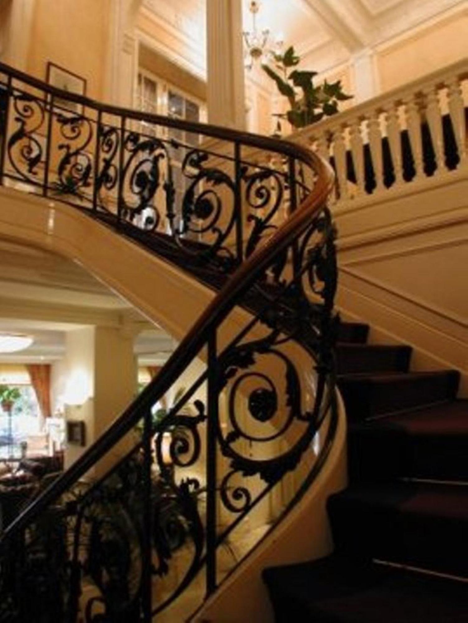 Western Park Brussels 4*