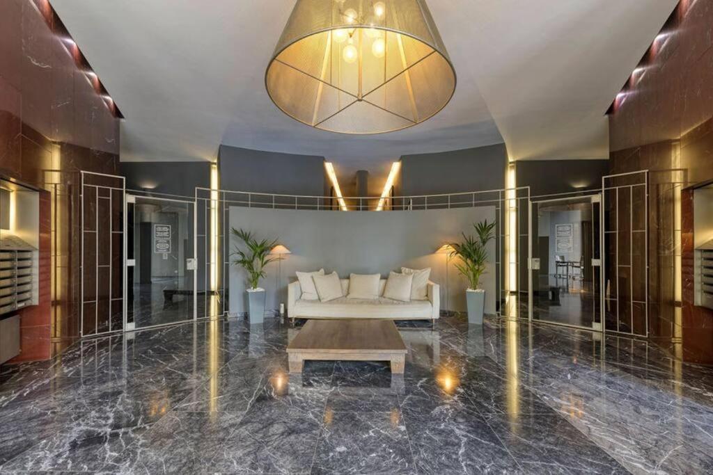 Apartment Unique Luxury Flat
