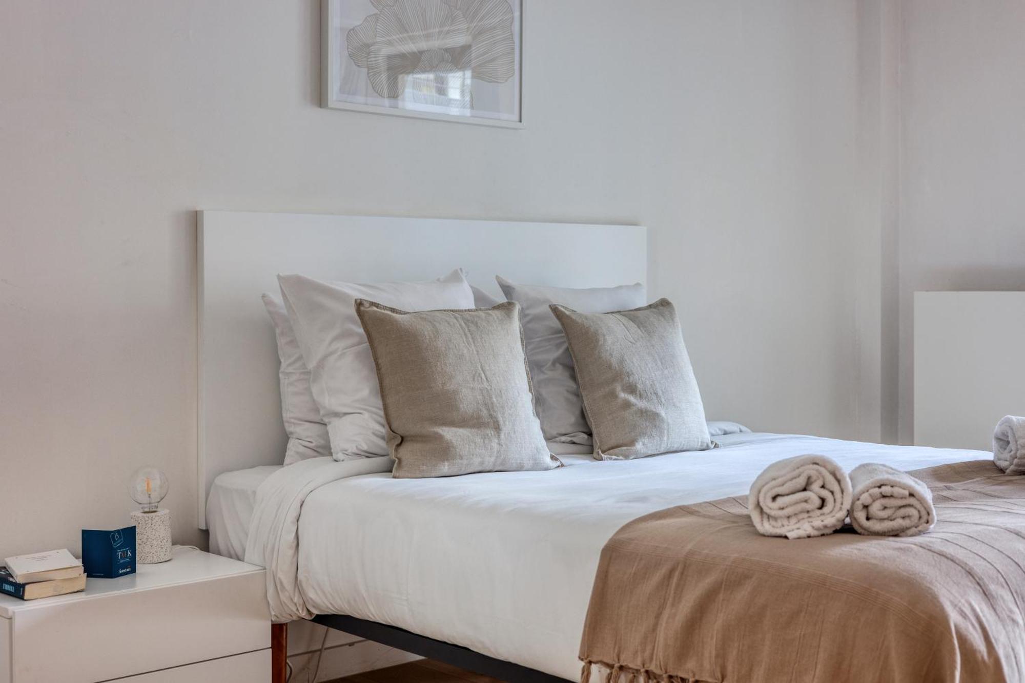 Sweett - Stassart Apartment Brussels