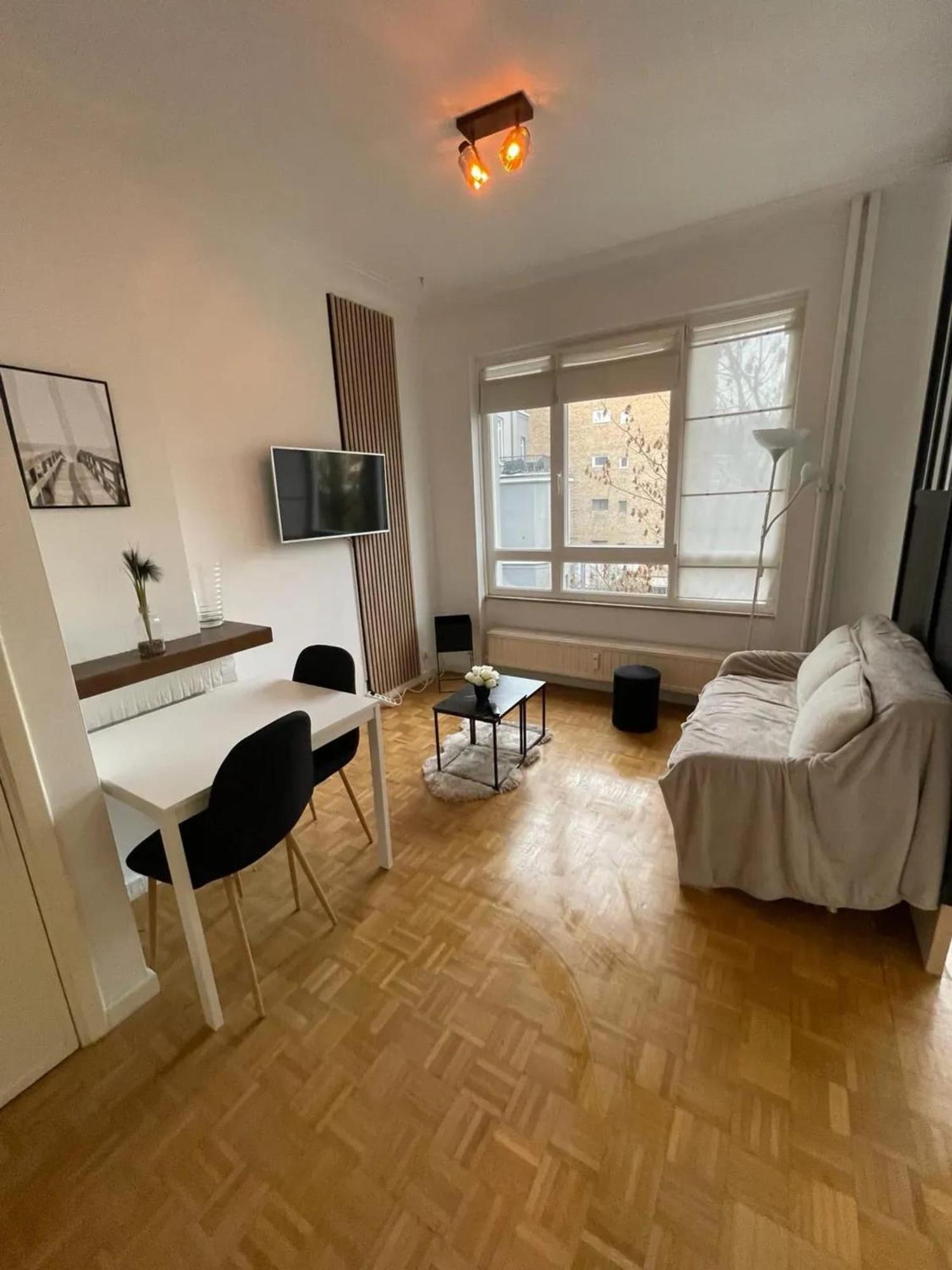 Charming In Ixelles 40 M² Private Parking *