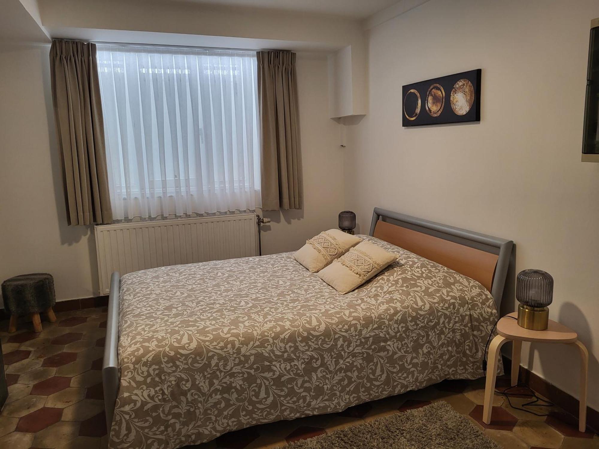 Casa de hóspedes Brussels Bed & Blockchain Private With Shared Bathroom Etterbeek