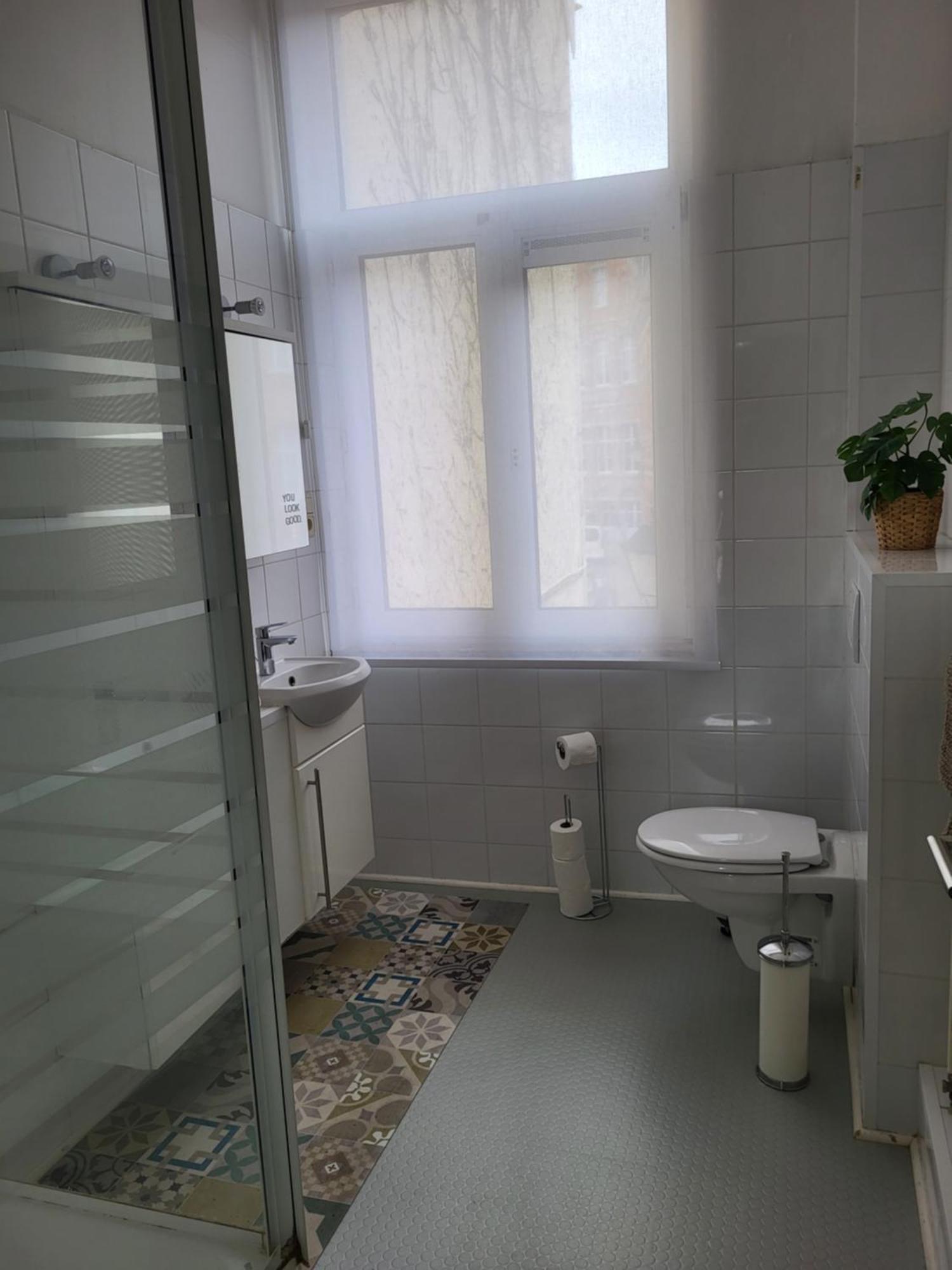Idealement Situes - Eu Guest house Etterbeek