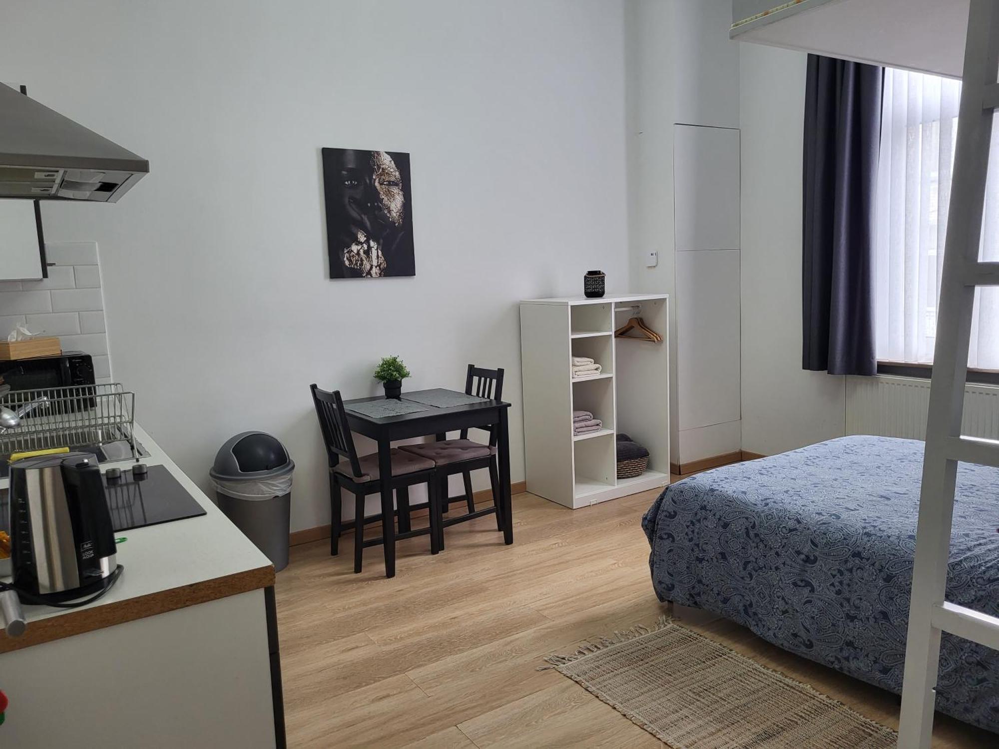 Idealement Situes - Eu Etterbeek