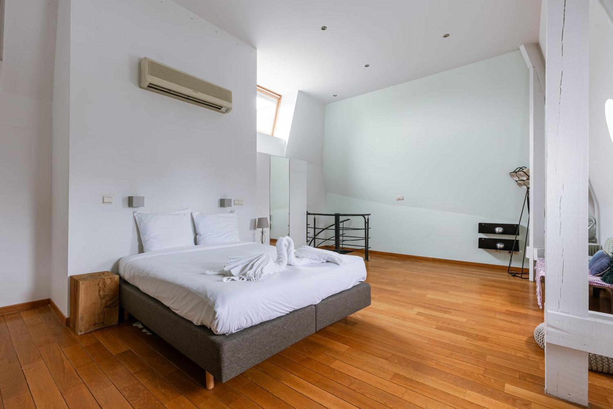 New Stylish Grand Place City Center Duplex Brussels