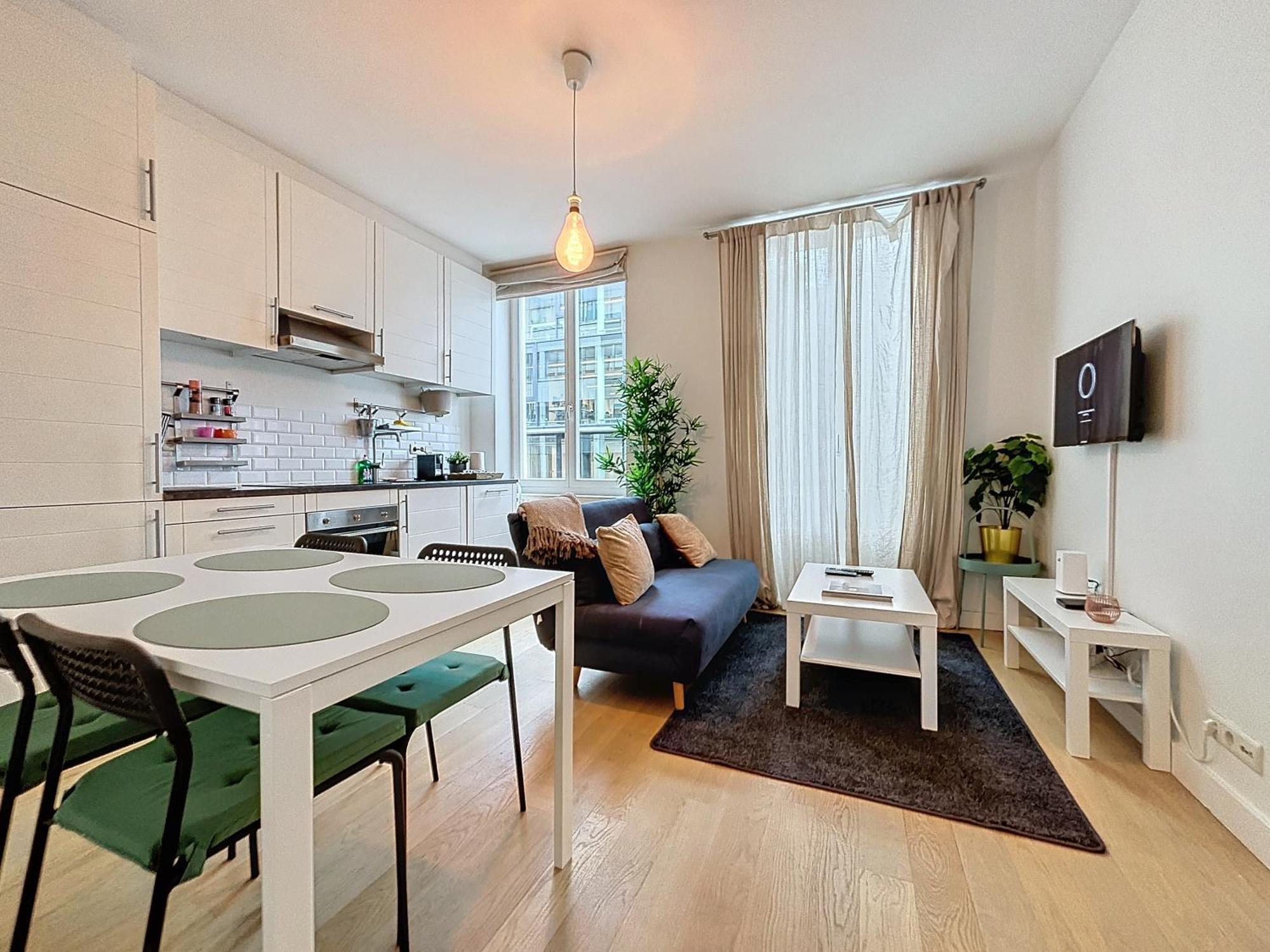 Cosy Brussels- Central Apartment *