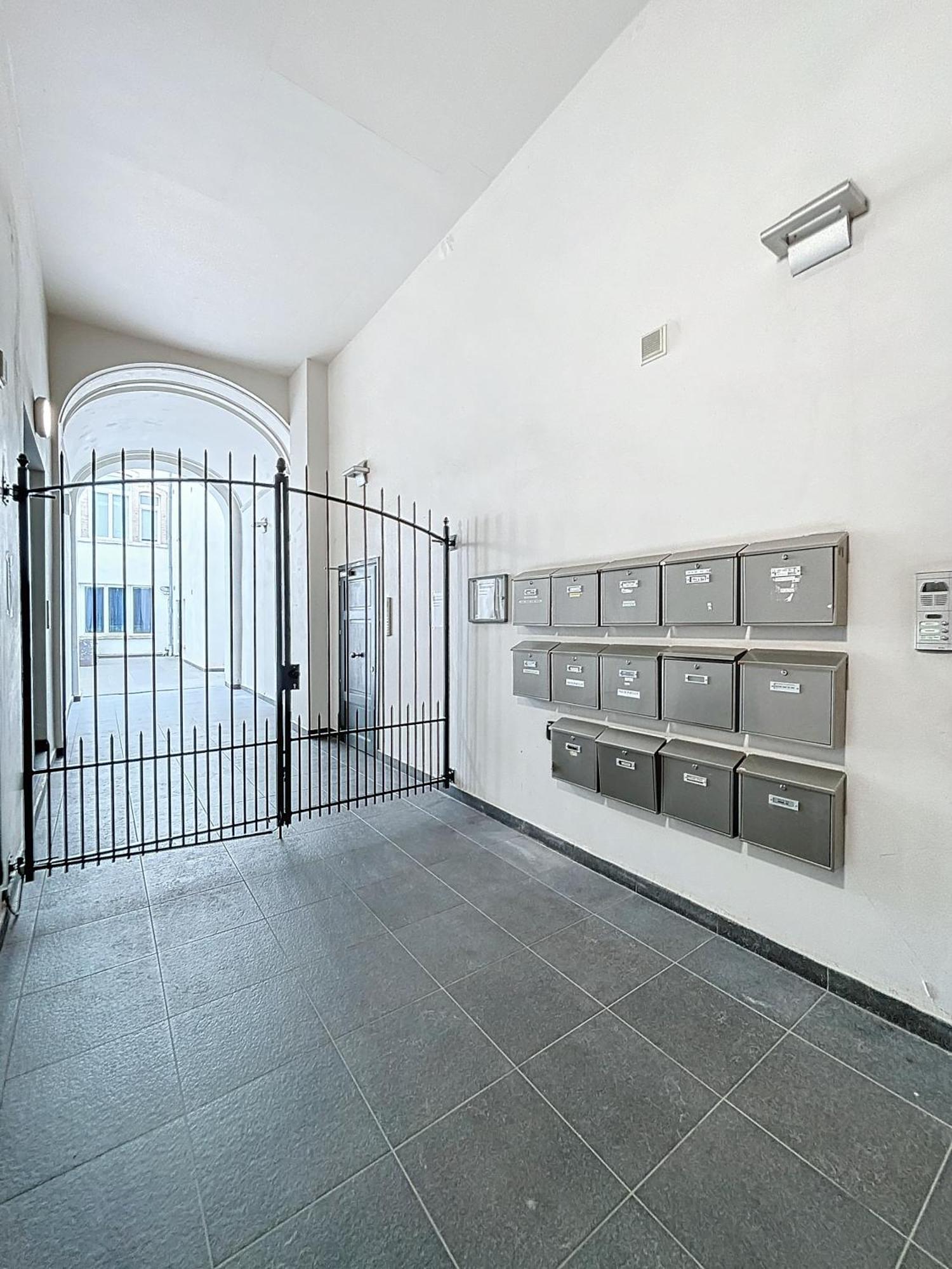 Cosy Brussels- Central Apartment