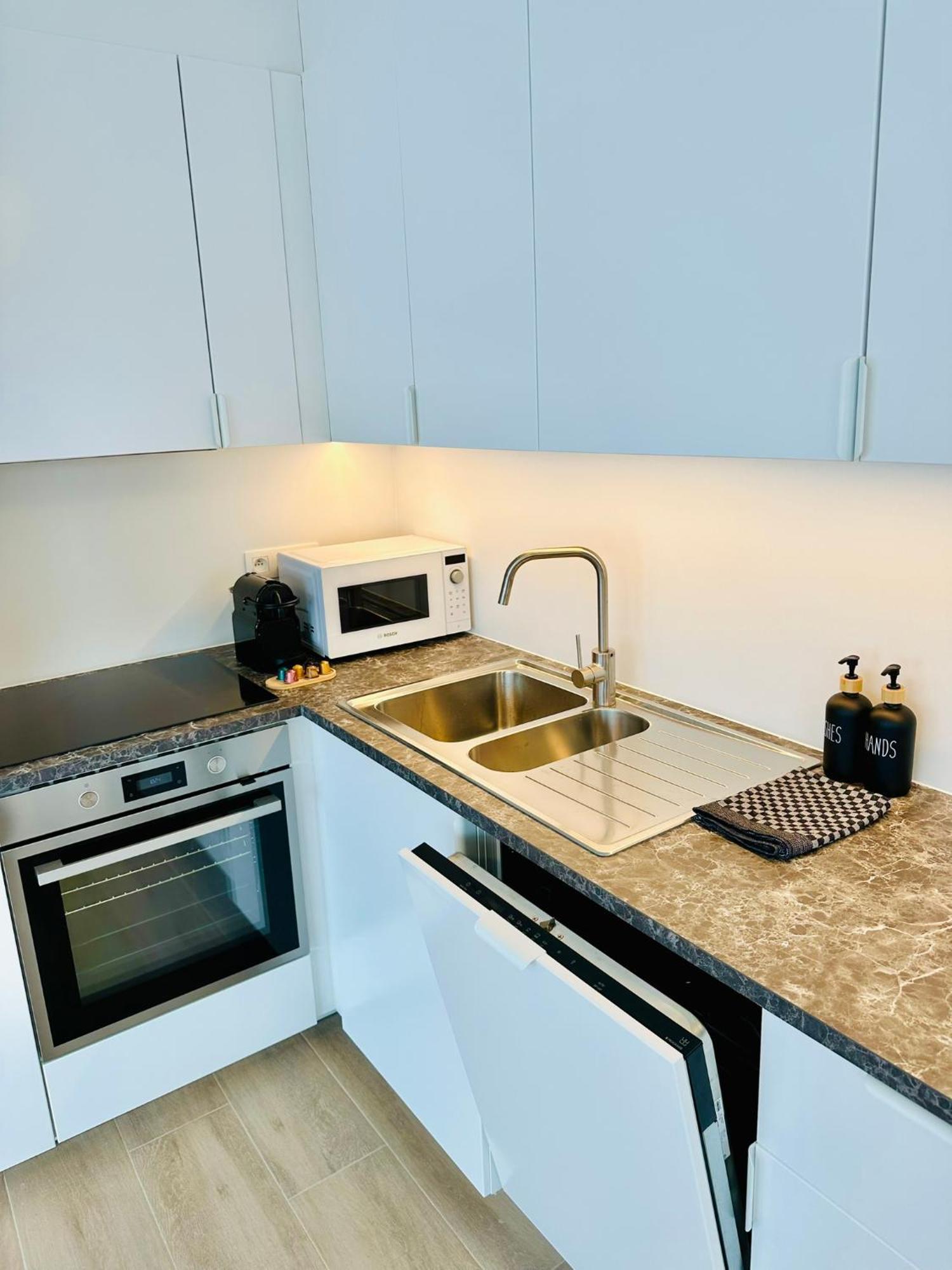 Urbanstay - Jacqmain Downtown * Brussels