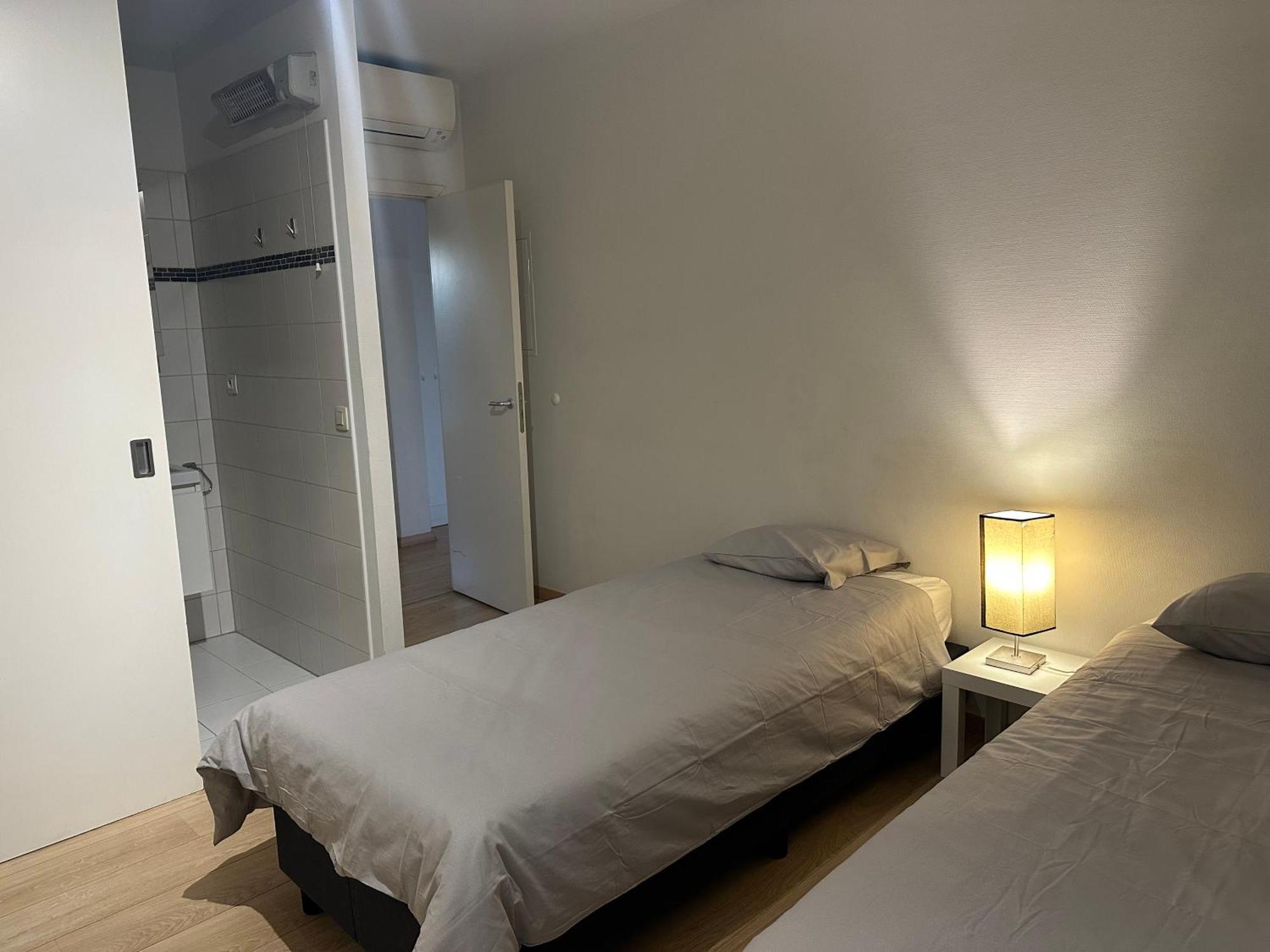 With Balcony In Center *