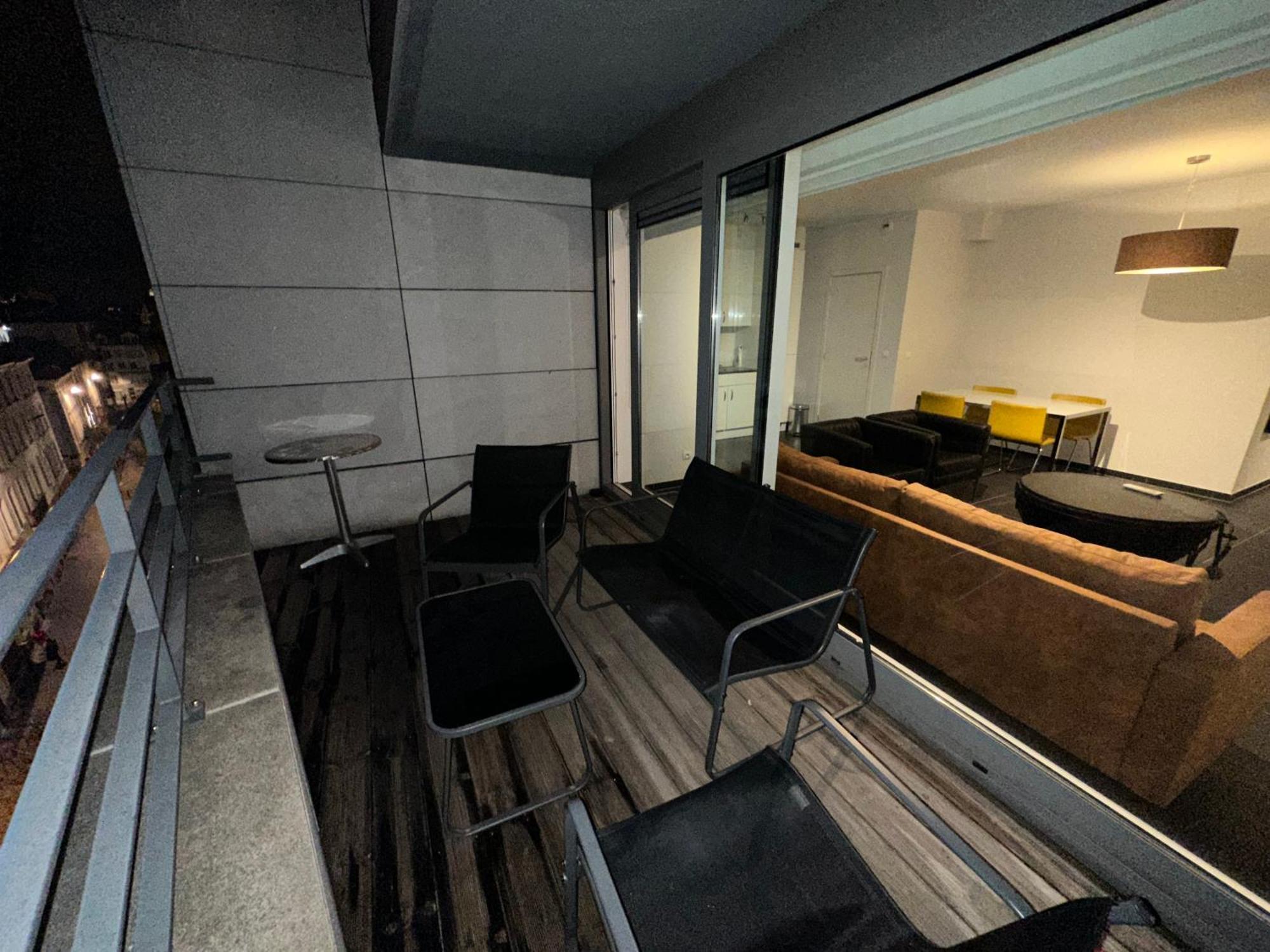 With Balcony In Center Apartment