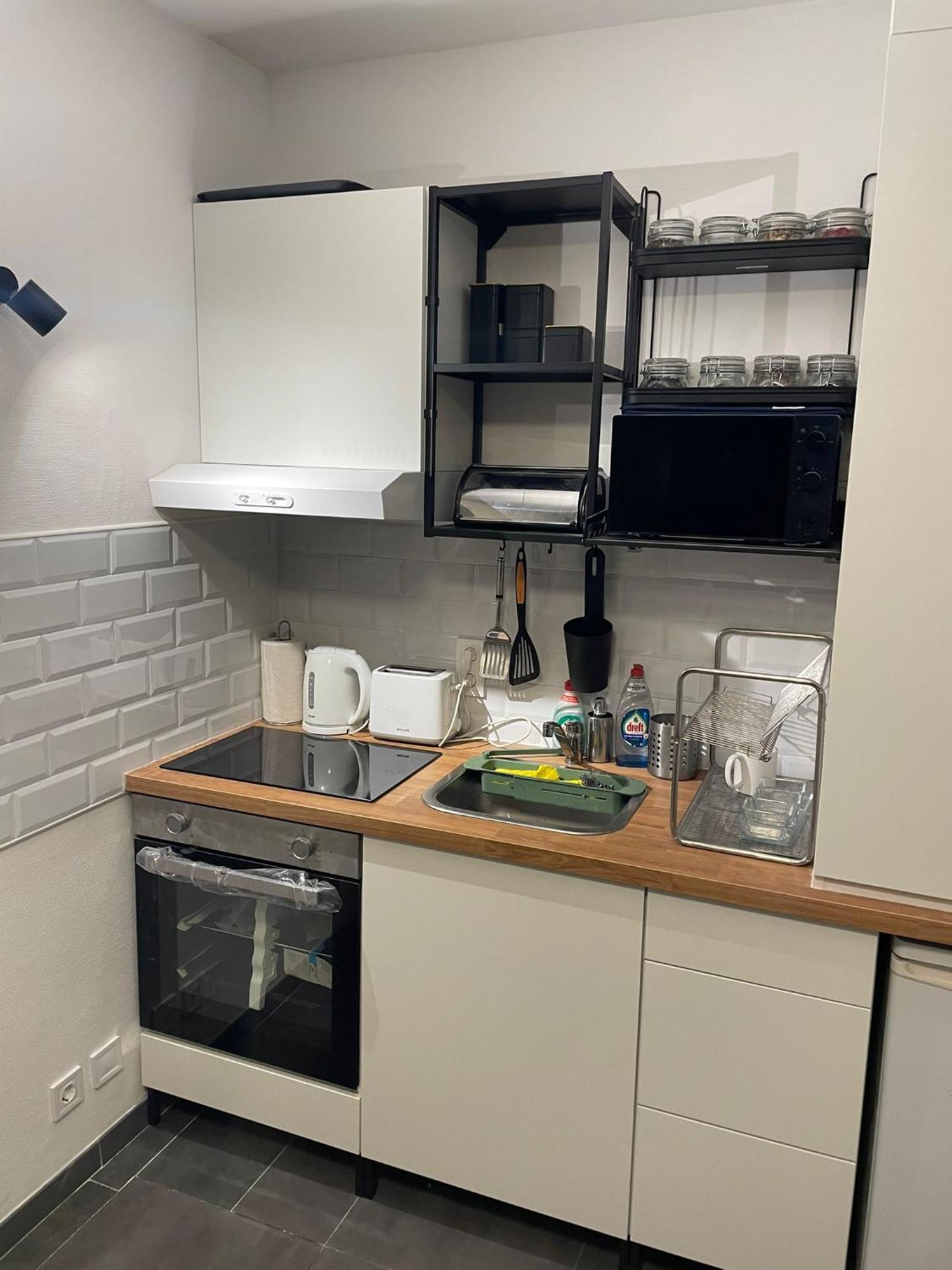 One Bedroom Fully Equipped With Terrace