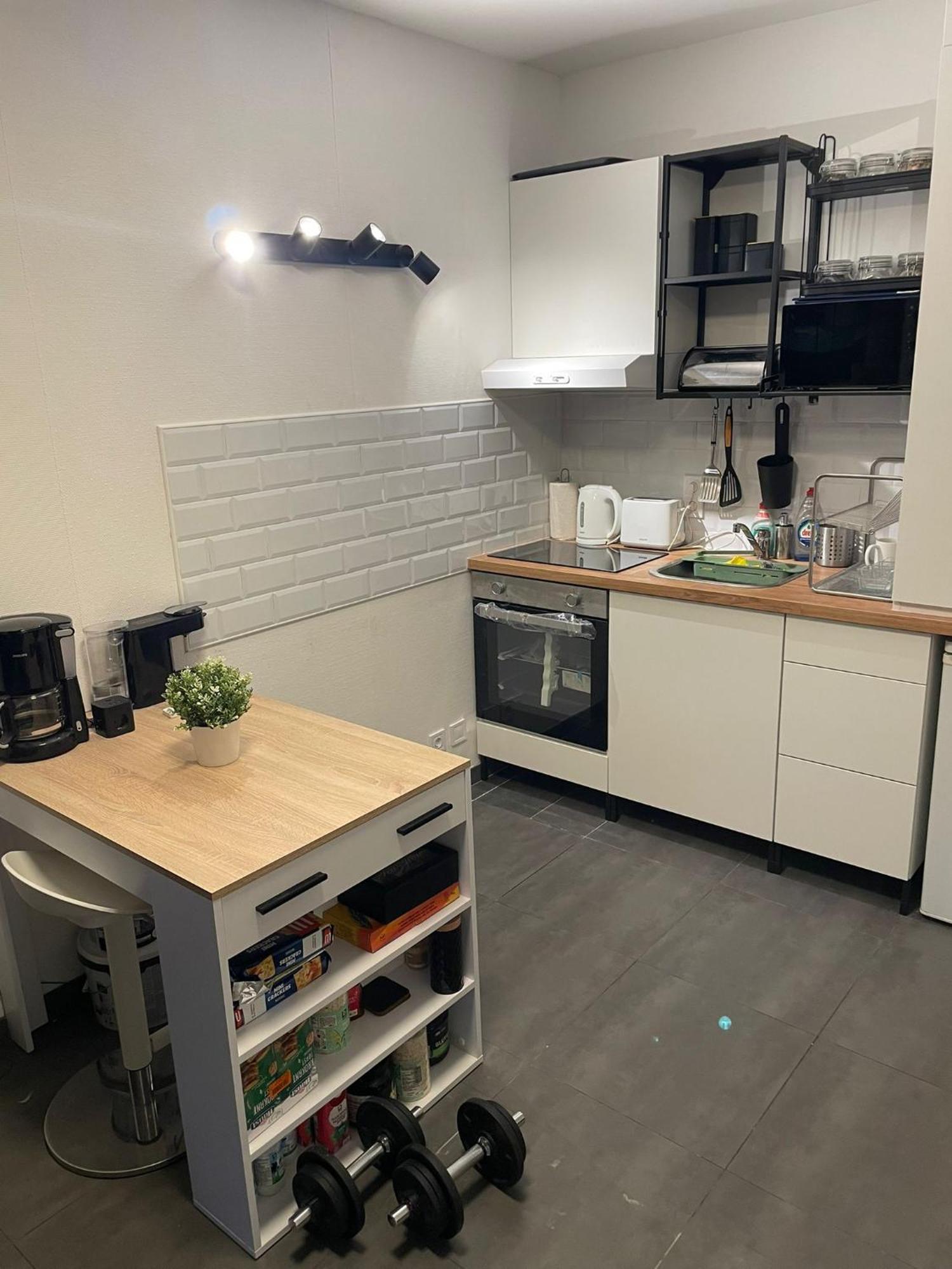 One Bedroom Fully Equipped With Terrace Apartment Brussels