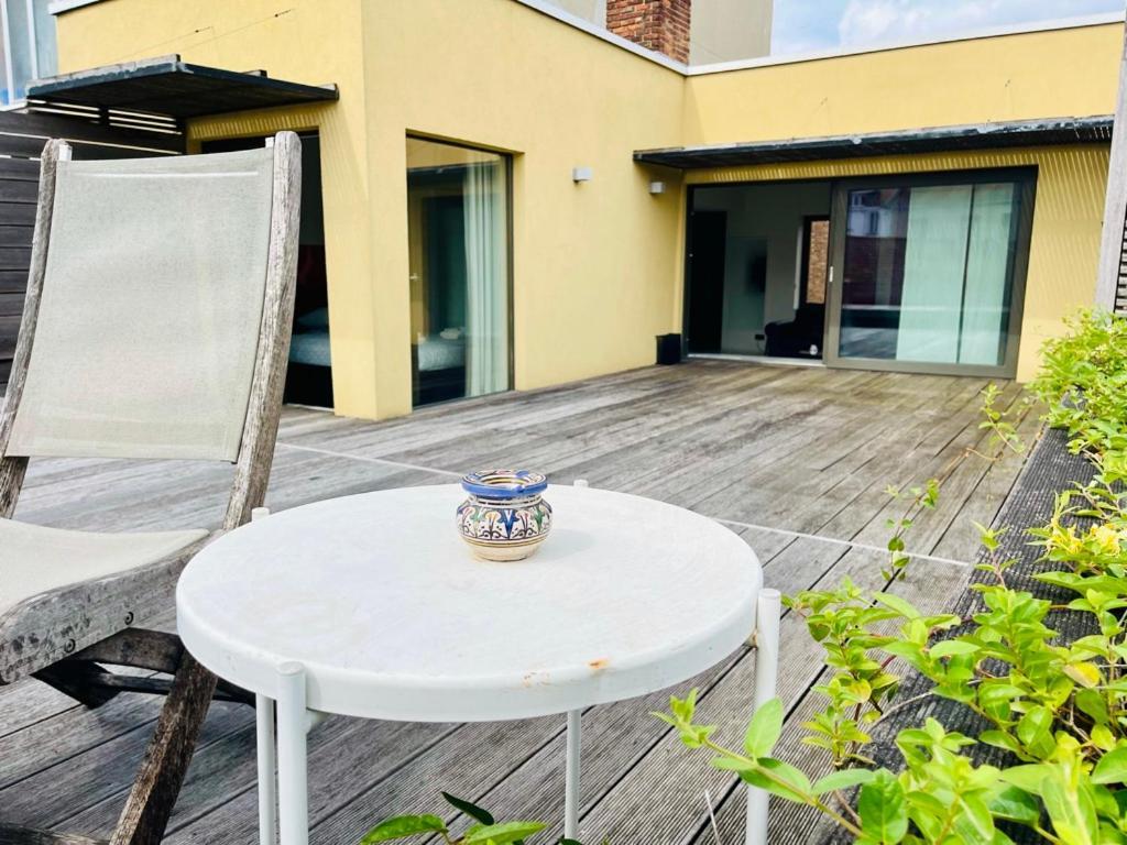 Down Town Penthouse With Private Parking Apartment Brussels